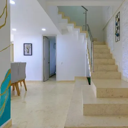 Lujoso Duplex Con Vista A * Cartagena
